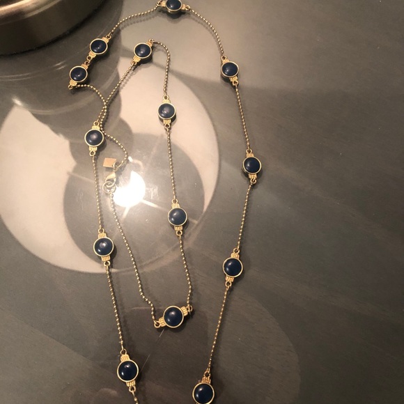 Banana republic long necklace